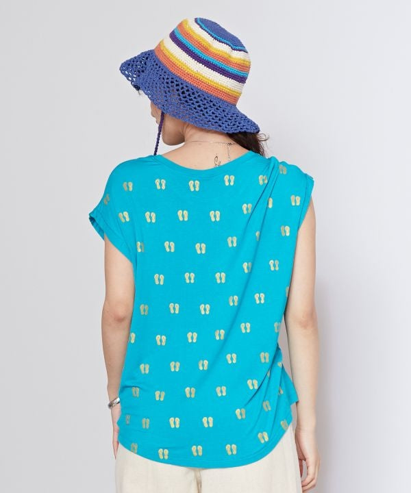 Pop Sandal Graphic Tee