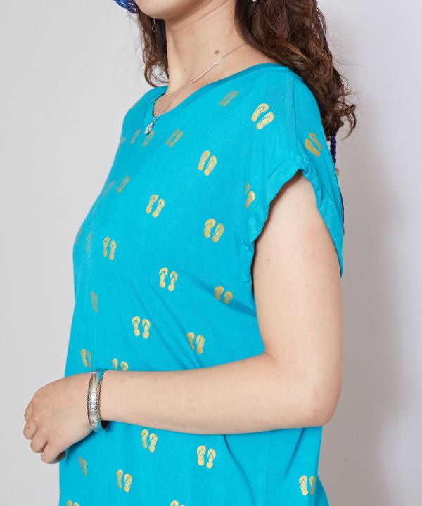 Pop Sandal Graphic Tee