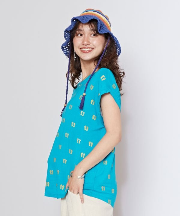 Pop Sandal Graphic Tee