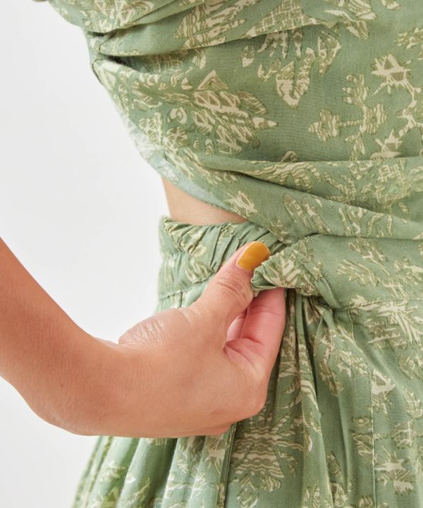 Multi-Way Hawaiian Sash Skirt