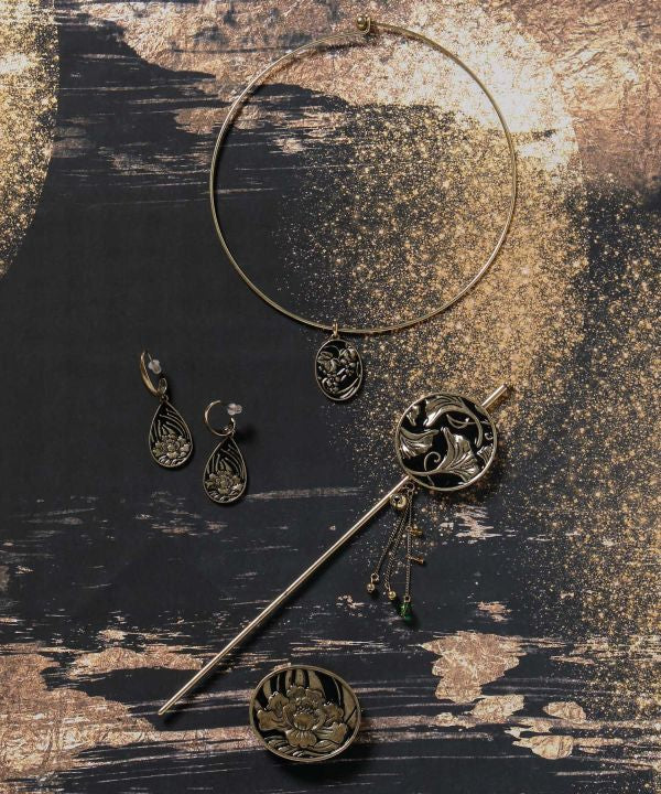 AKIKONJIKI - Choker Necklace