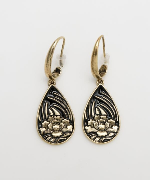 AKIKONJIKI Earrings