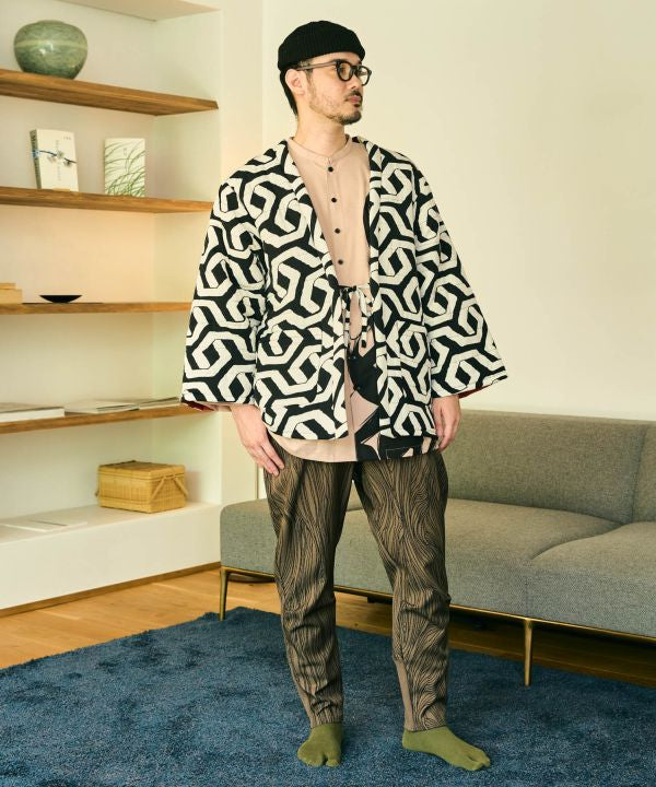 FUKUJIKAKU - Artistic Kanji Print Shirt