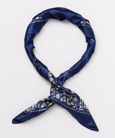 Retro-Inspired Scarf