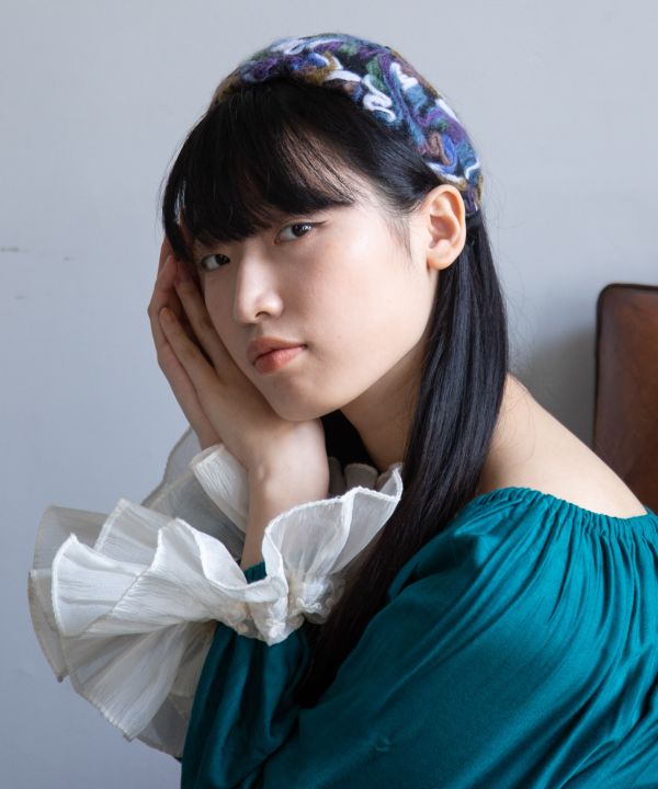 Voluminous Yarn Headband