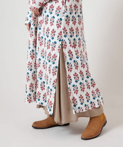 Elegant Cotton Dress with Pockets