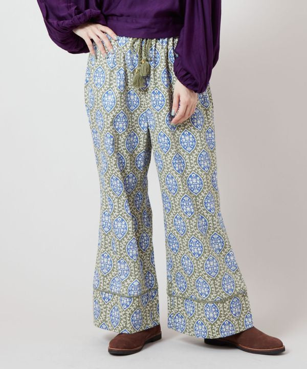 Elegant Bell-Bottom Pants for Women