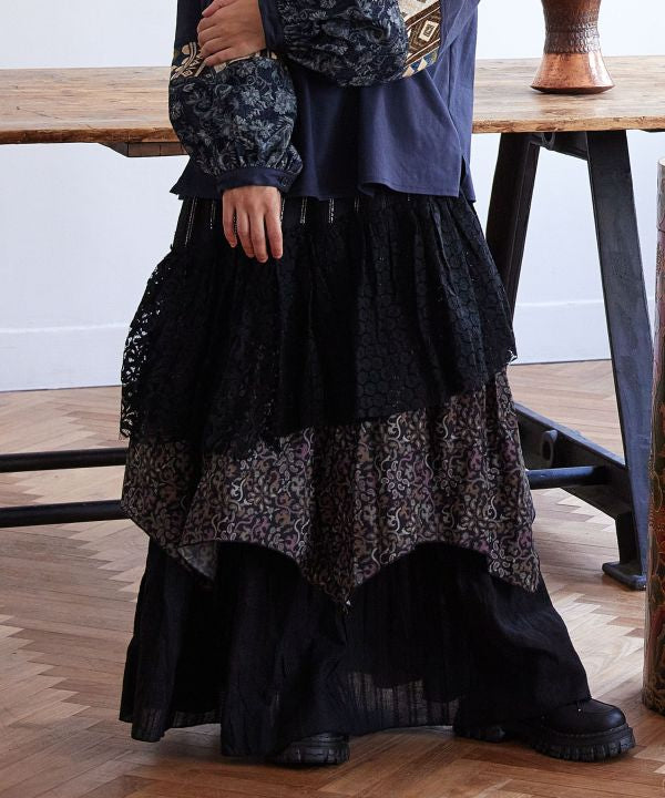 Layered Lace Long Skirt