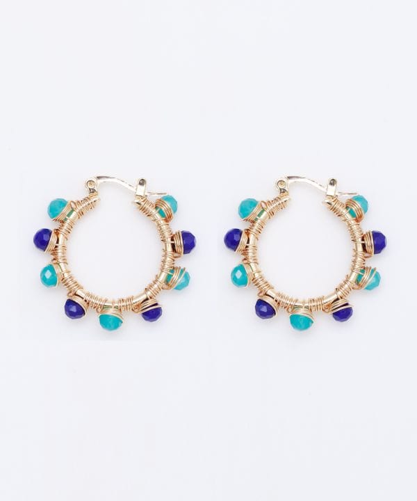 Pendientes de aro con cuentas de colores