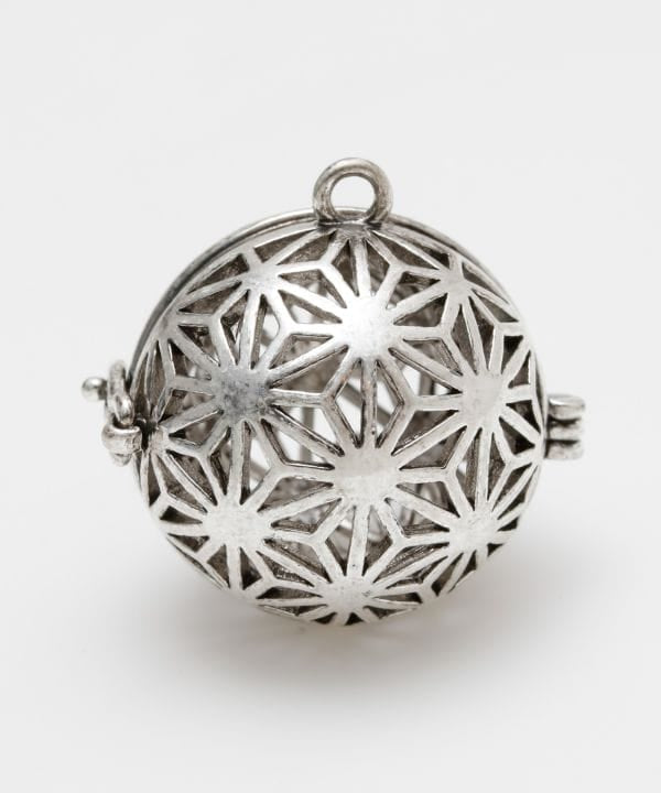 KISSHO TSUTSUMI - Auspice Charm Pendant