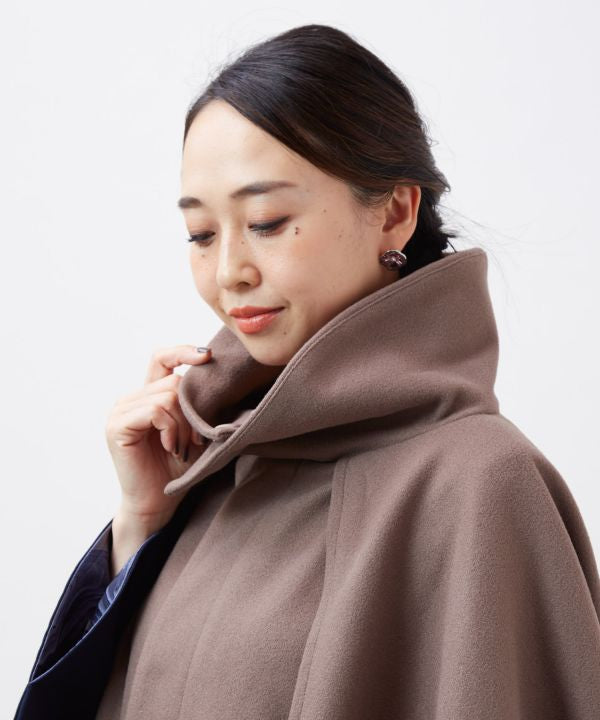 KAN AKANE Coat