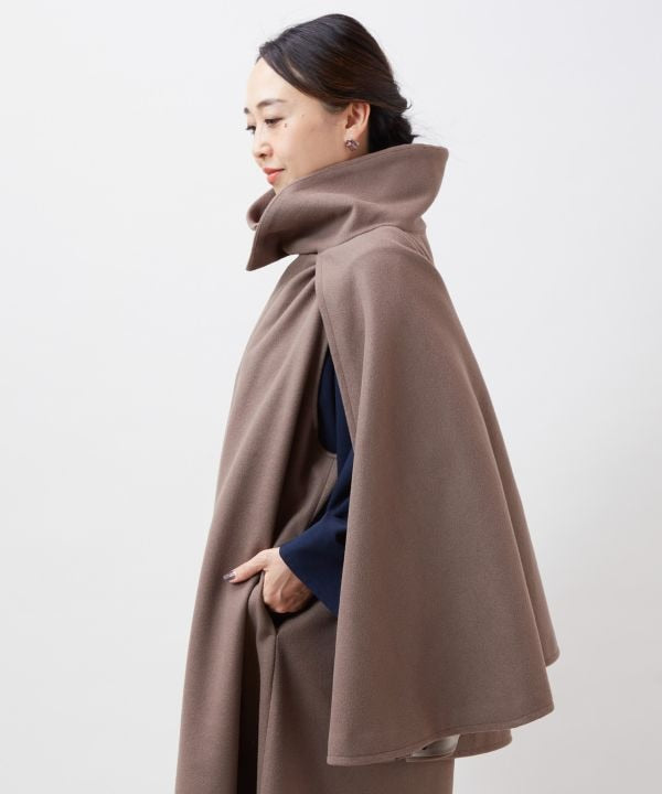 KAN AKANE Coat