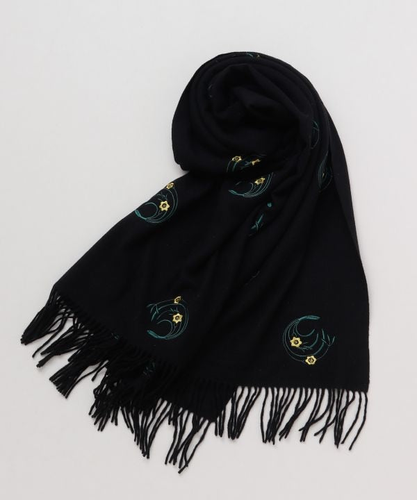 Embroidered Narcissus Scarf