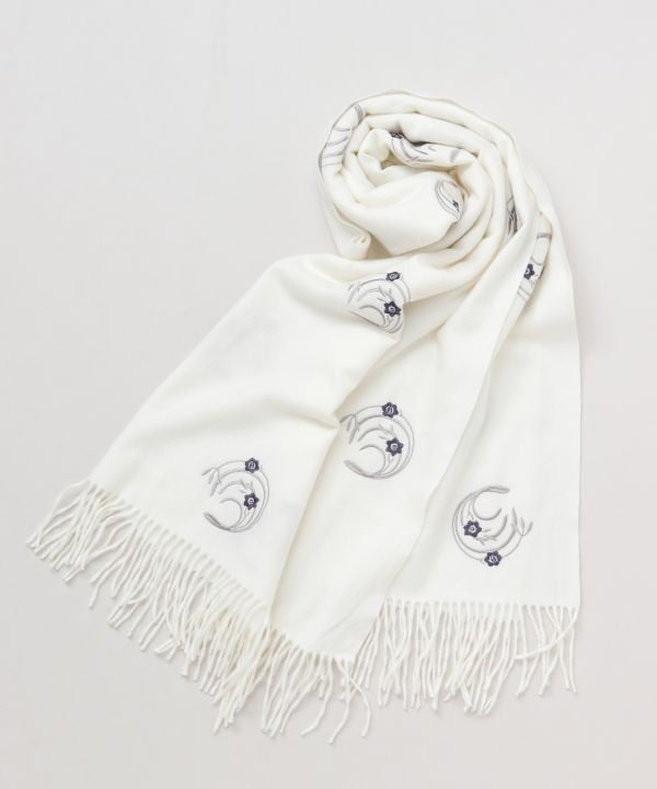 Embroidered Narcissus Scarf
