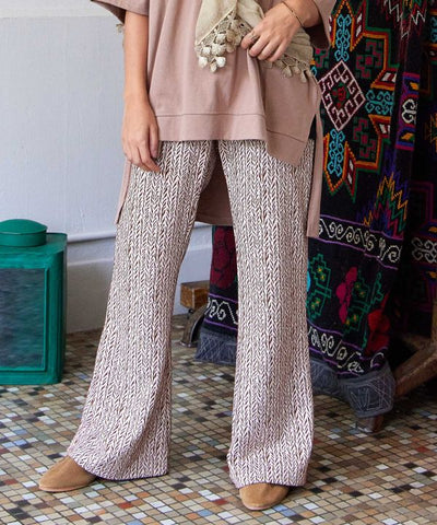 Geom Print Stretch Bootcut Pants