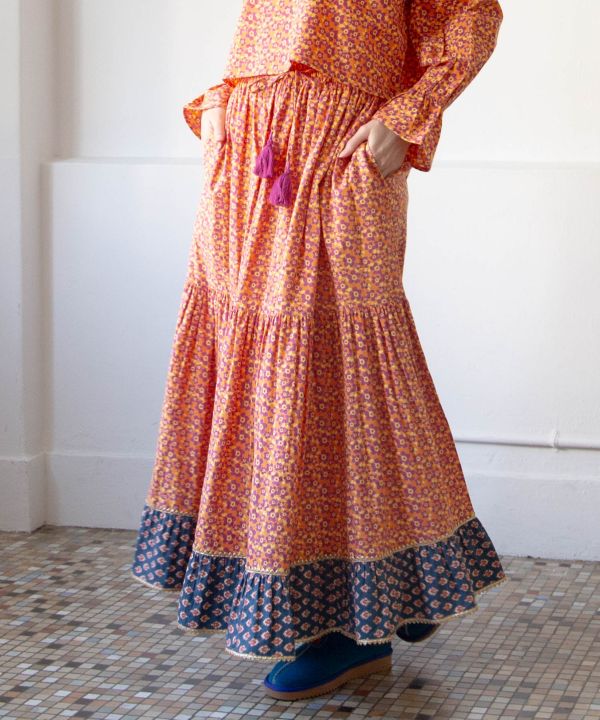 Retro Pop Floral Tiered Skirt