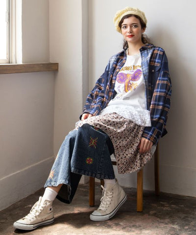 Silk Road Bell-Bottom Denim Pants