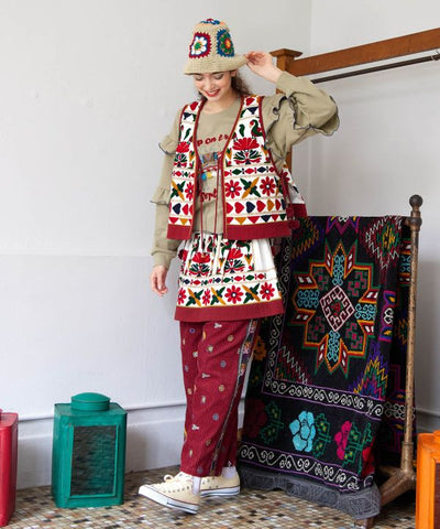 Embroidered Layering Vest