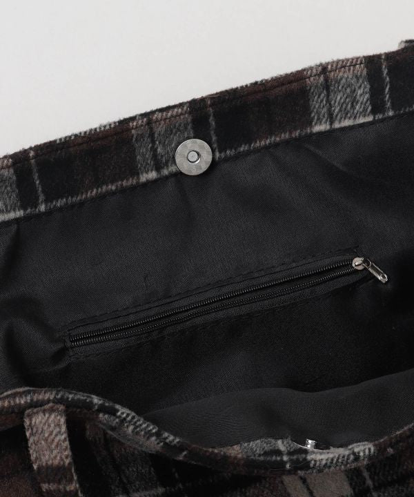 กระเป๋าโท้ทขนนุ่มสบาย