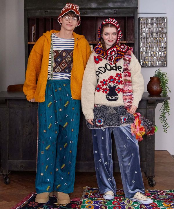 Chunky Hand Knit Floral Sweater