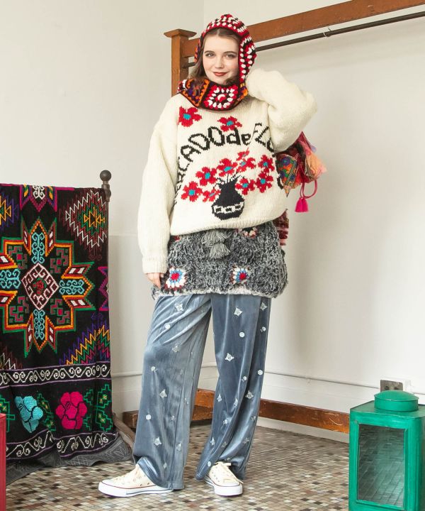 Chunky Hand Knit Floral Sweater