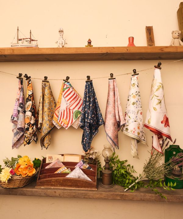 Mulhouse Floral Scarf Scarves by 欧州航路 - Ametsuchi