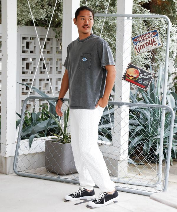 Textured Detail Men’s Pants