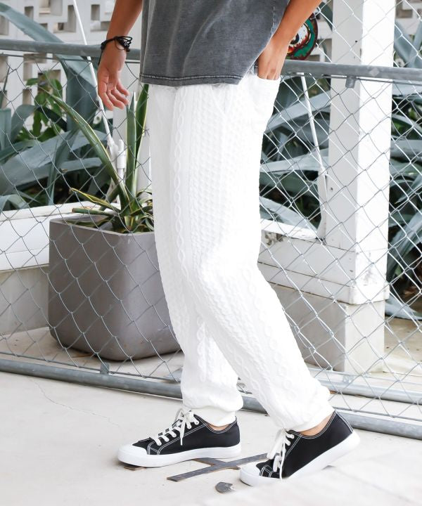 Textured Detail Men’s Pants