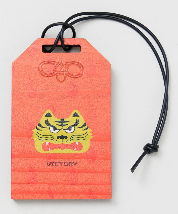 Omamori Style Wooden Luggage Tag by Kaya - Ametsuchi