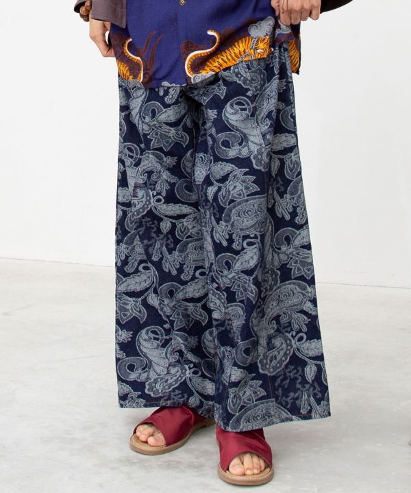 Versatile Silhouette Denim Pants