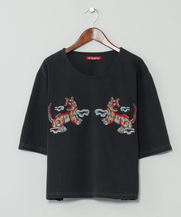Retro Style Tiger Embroidered T-Shirt
