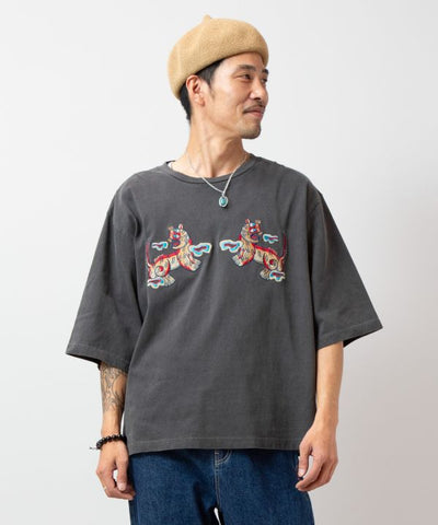 Retro Style Tiger Embroidered T-Shirt for Men