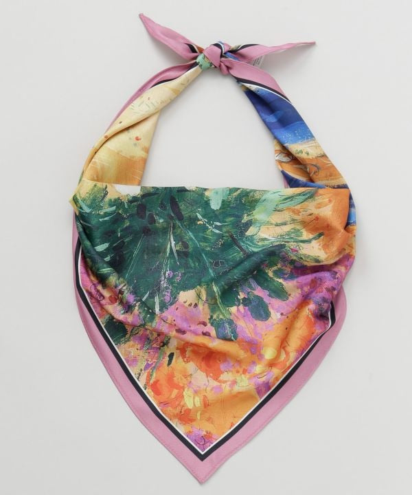 Lightweight Triangle Scarf