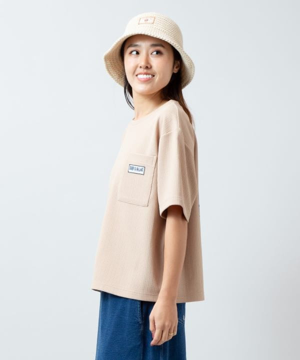 Textured Cool Feel T-Shirt with Strap Pouch