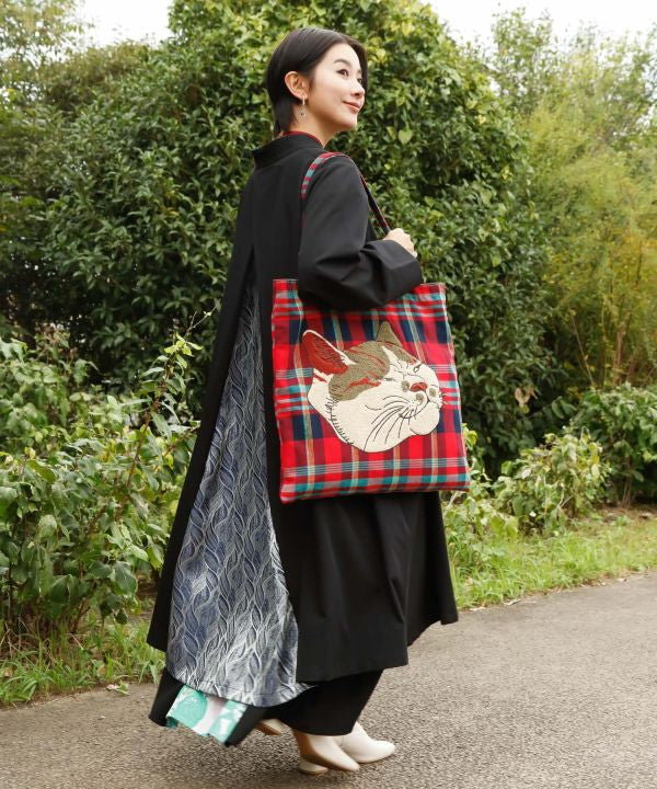 Sagara Embroidery Art Bag