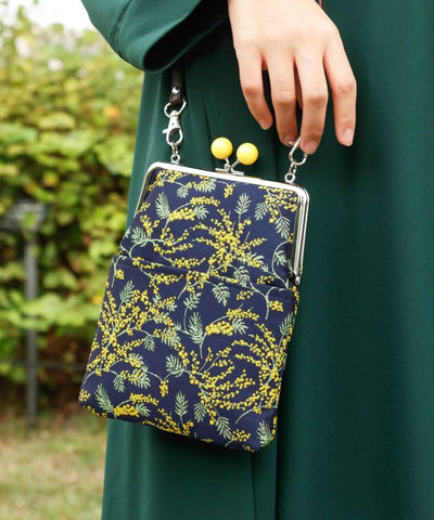 Showa Floral Retro GAMAGUCHI Clasp Shoulder Bag