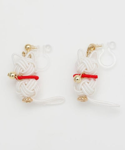 Mizuhiki Cat Clip Earrings Earrings by Kaya - Ametsuchi