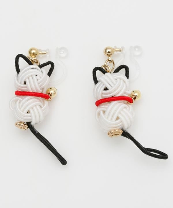 Mizuhiki Cat Clip Earrings Earrings by Kaya - Ametsuchi