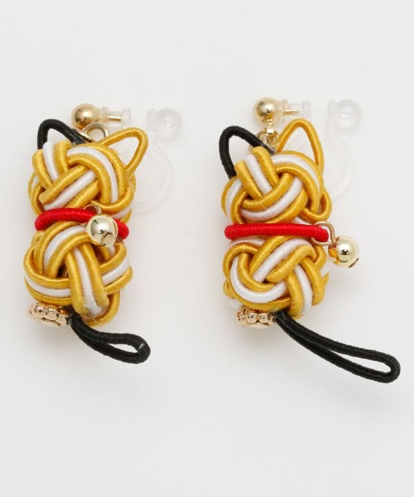 Mizuhiki Cat Clip Earrings Earrings by Kaya - Ametsuchi