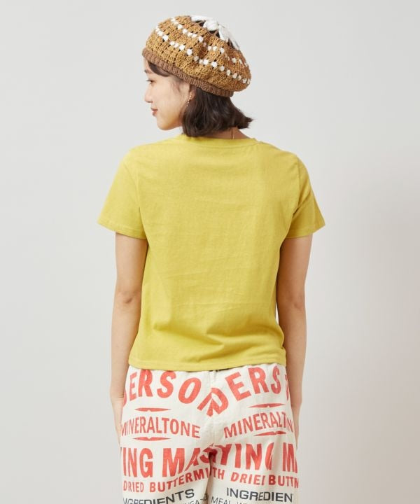 เสื้อยืดครอปปักลายผลไม้ AMINA - Ametsuchi