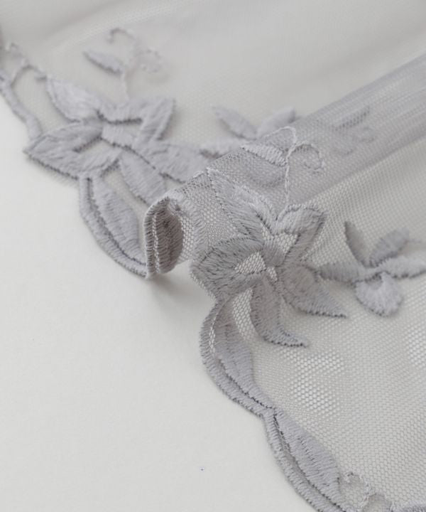 Embroidered Triangle Lace Stole by AMINA - Ametsuchi