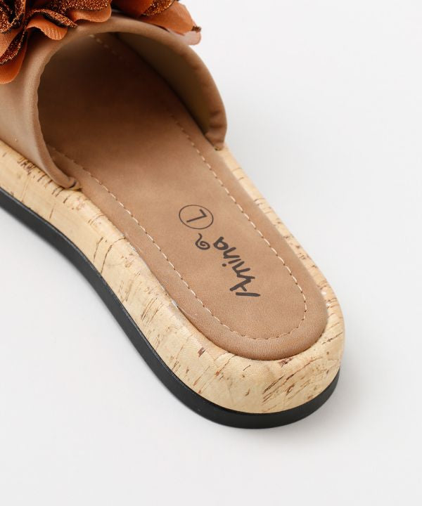 Floral Motif Flat Sandals Shoes by AMINA - Ametsuchi