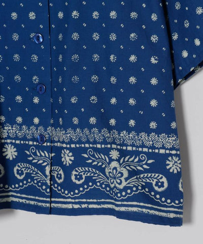 Chemise courte imprimée à la planche indigo par AMINA - Ametsuchi