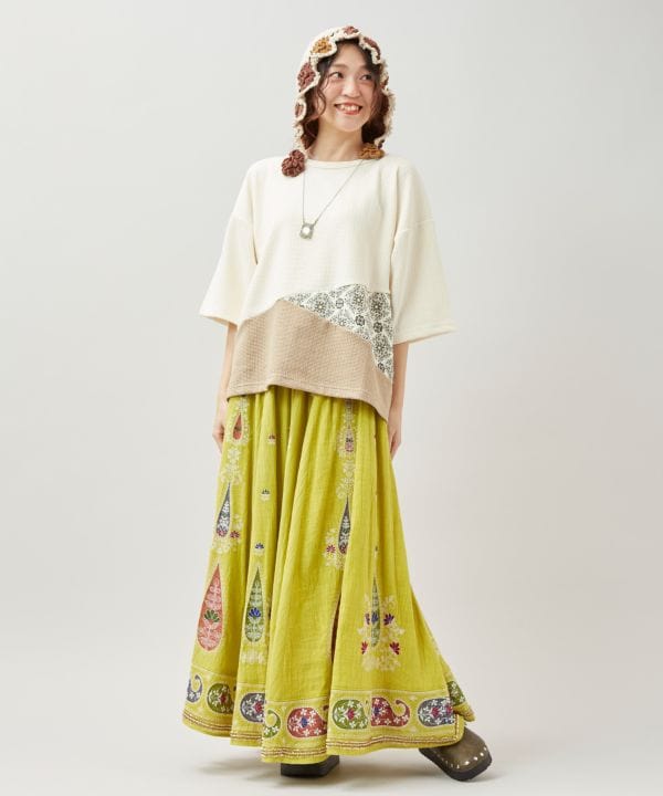Embroidered Lehenga Skirt Skirts by AMINA - Ametsuchi