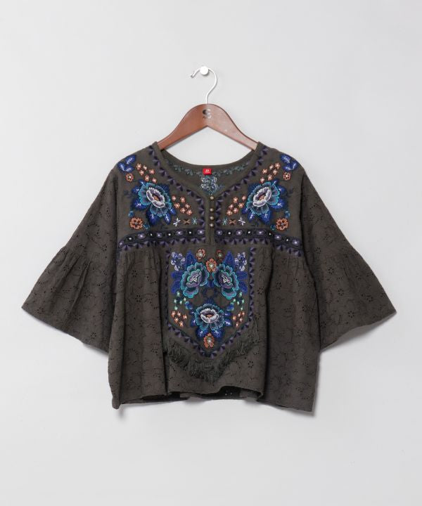 Roma Embroidered Jacquard Top by AMINA - Ametsuchi