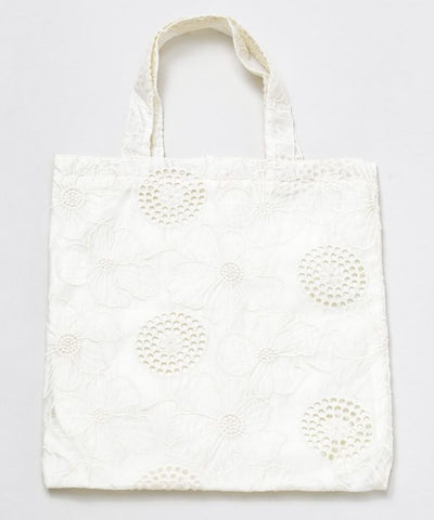 Floral Lace Tote Bag by 欧州航路 - Ametsuchi