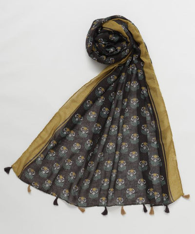 Soft Textured Spring Scarf