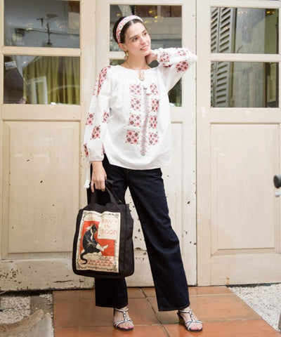 Geometric Embroidery Bloue