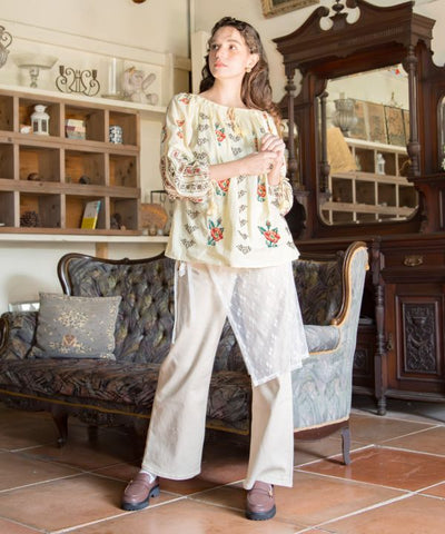 Floral Embroidery Bloue