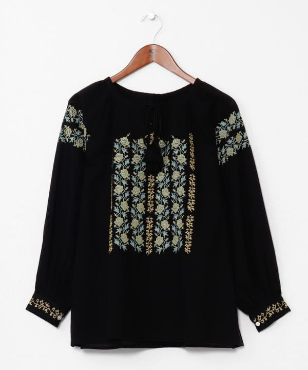 Floral Embroidery Bloue